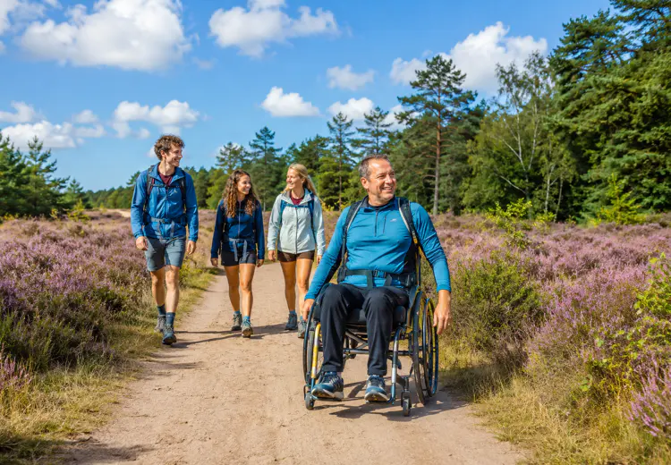 Het Pieterpad is het langste rolstoelvriendelijke wandelpad van Europa.